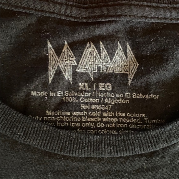 Black Def Leppard Graphic T-Shirt Vintage Style - Picture 2 of 4